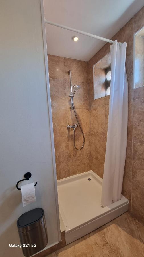 Apartment Rivarela Blu - Newly Renovated And Top Location Near Sea Новиград Екстериор снимка