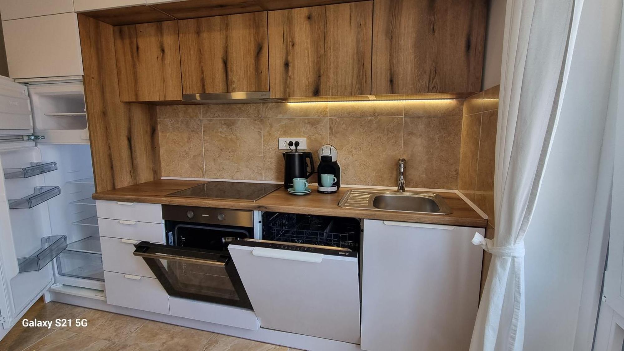 Apartment Rivarela Blu - Newly Renovated And Top Location Near Sea Новиград Екстериор снимка